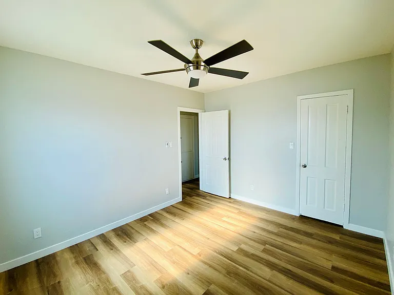 4131 Wilson Ave — Photo 13