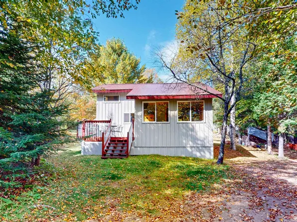 218 Brumbaugh Rd, Grand Marais, MN 55604