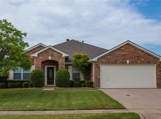 2462 Wayne Way, Grand Prairie, TX 75052