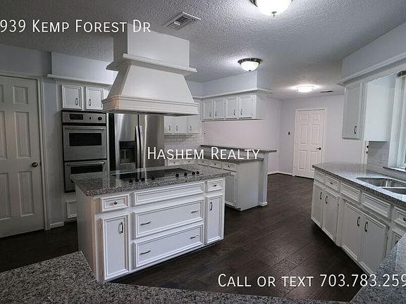 3rd image of 9939 Kemp Forest Dr