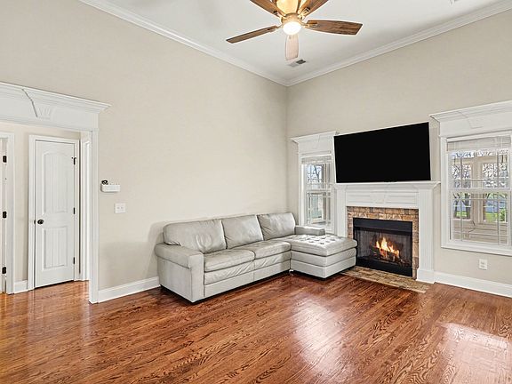 5th image of 316 Amazonway Rdg