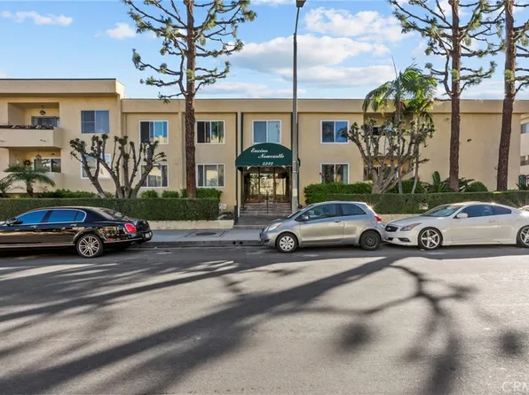 5328 Newcastle Ave Unit 18, Encino, CA 91316