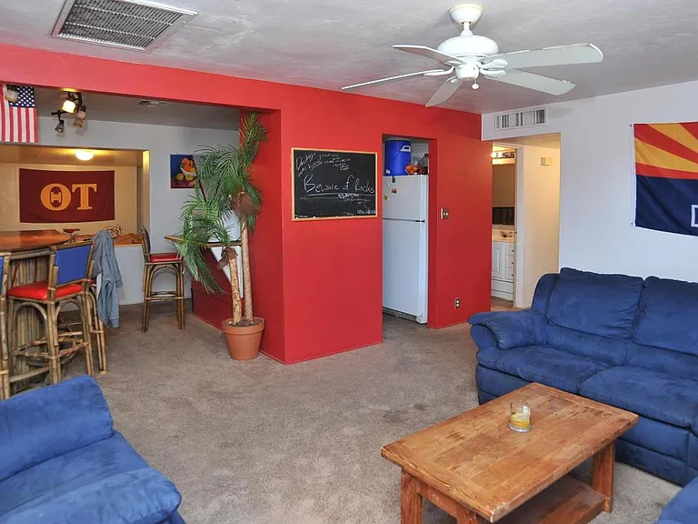 2805 N Highland Ave — Photo 18