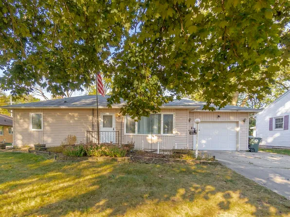 432 Ardmore St, Waterloo, IA 50701