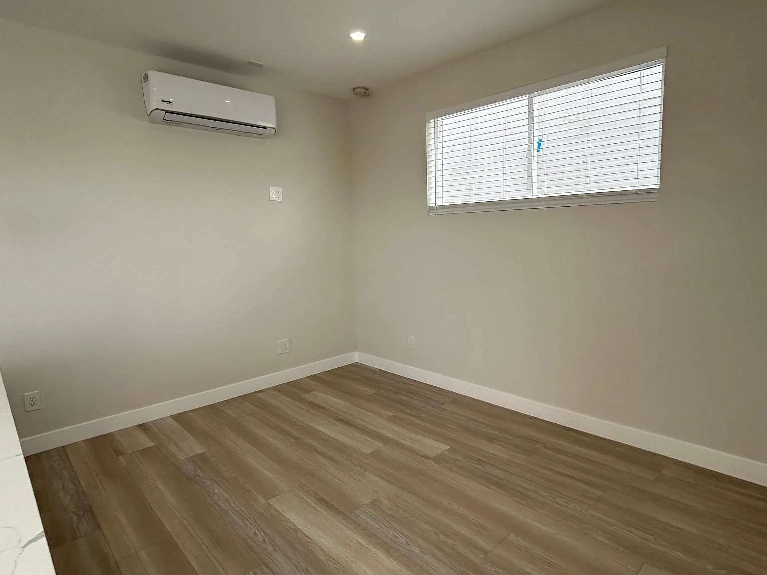 3320 B St — Photo 4
