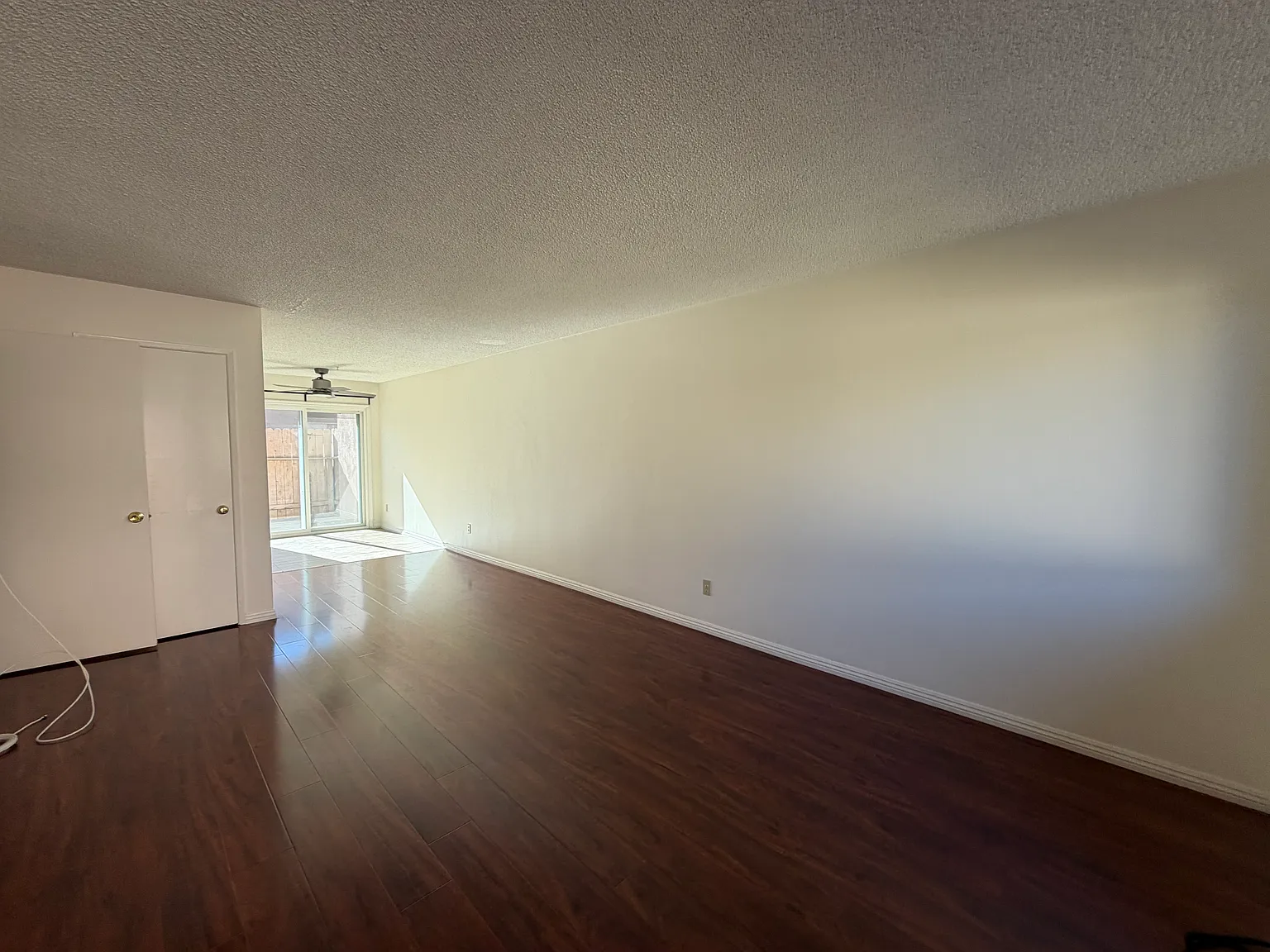 2 bed, 1025 sqft, $2,275 — Photo 3