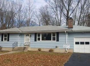 151 Maryknoll Rd, Hamden, CT 06514