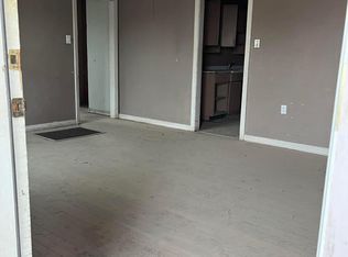 1707 S Eddy St, Pecos, TX 79772