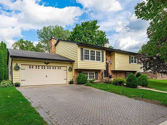 2nd image of 615 Park Dr