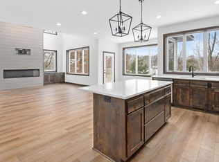 10532 Eagle Cir NW, Coon Rapids, MN 55433