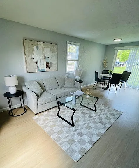 81.5 Maple St #1 — Photo 7