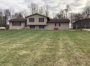 23310 Deal Rd, Gambier, OH 43022