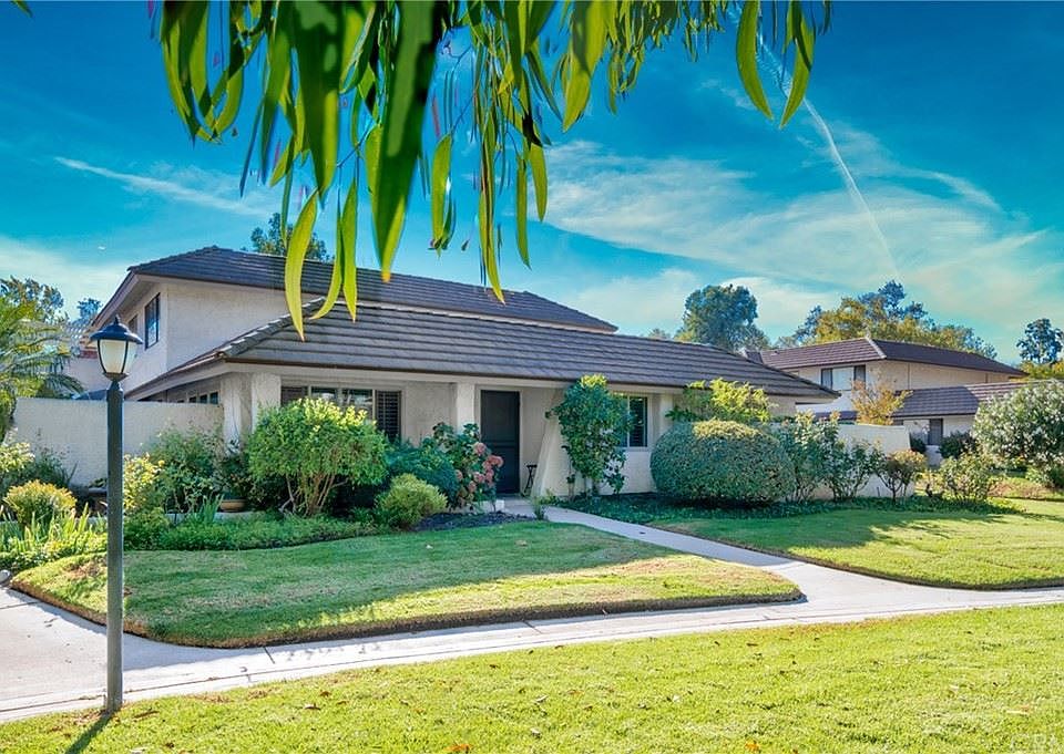 1st image of 1217 Landsburn Cir