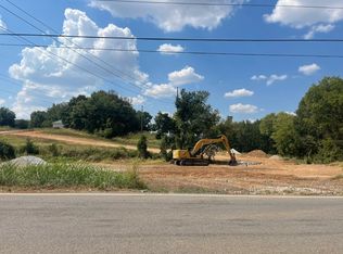 1017 N Maestri Rd, Springdale, AR 72762