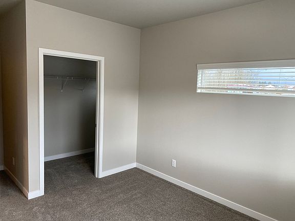 5th image of 14525 Tahoma Blvd SE