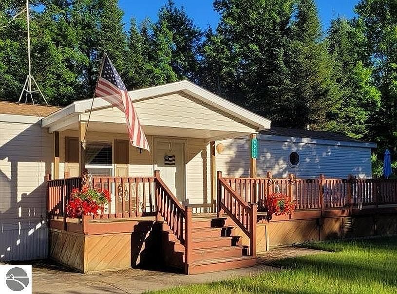 1st image of 4023 Riversites Dr