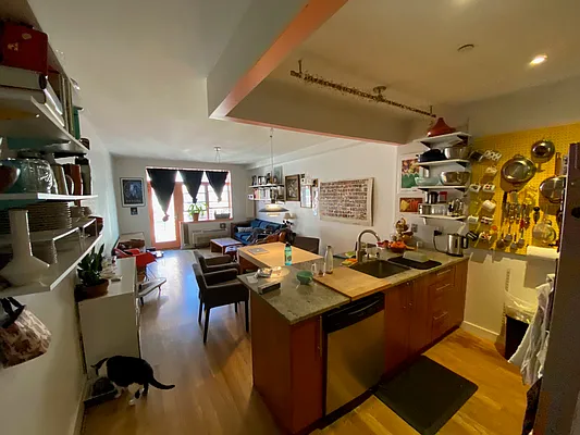 Rented by City View Living | media 15