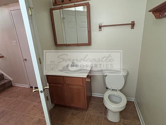 5th image of 2212 Freedom St #2212