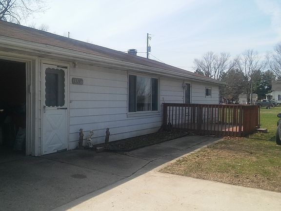 front w/porch