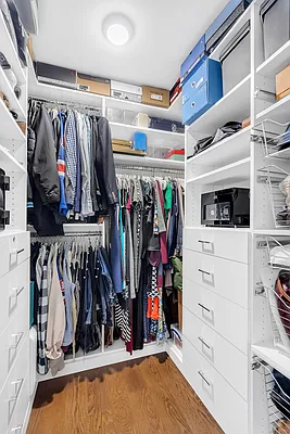 Sold by Douglas Elliman | media 23