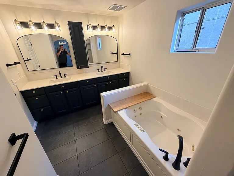 9841 Academy St NW — Photo 3