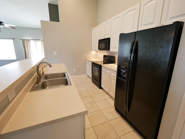 16841 Loch Cir #1 — Photo 2