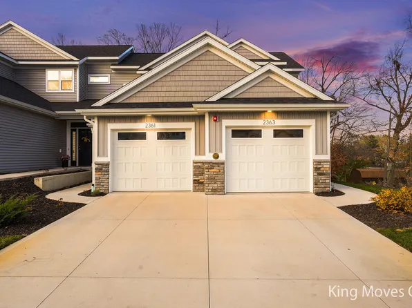 2363 Watertown Way NE, Grand Rapids, MI 49505
