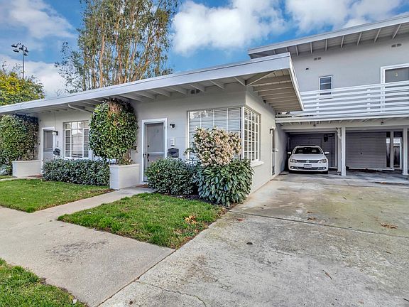 3rd image of 624 University Dr