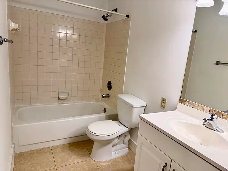 6308 La Costa Dr #D — Photo 20