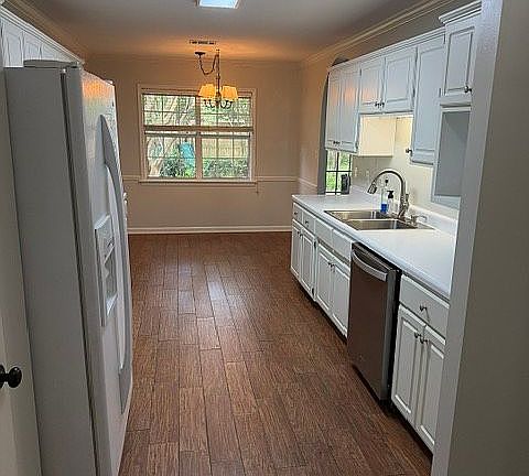 5th image of 1720 Dunwoody Dr