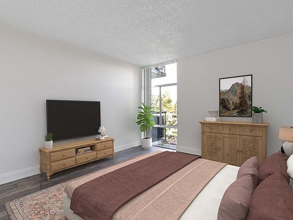 4th image of 325 Rowland Blvd #1B-1Ba