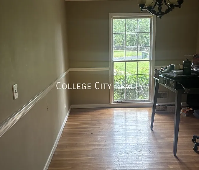 268 Cedar Crst — Photo 4
