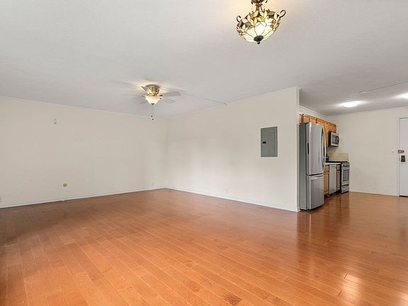 5th image of 280 Boylston St APT 111