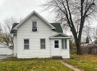 1501 W Bent Ave, Oshkosh, WI 54901