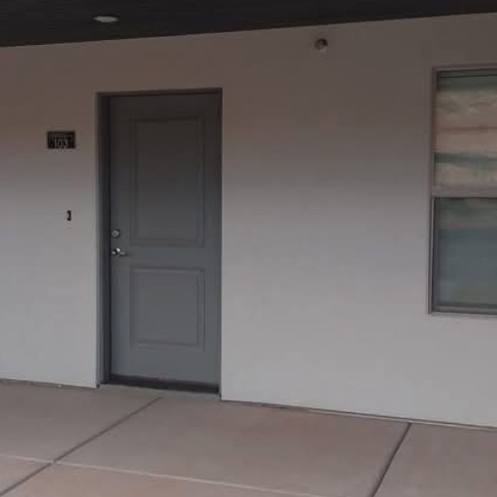 Building Photo 4
