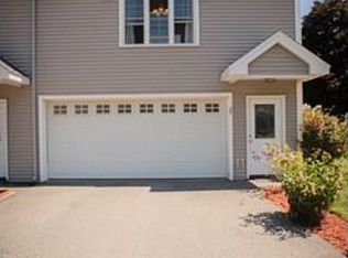 29 Lorenzo St, Worcester, MA 01604