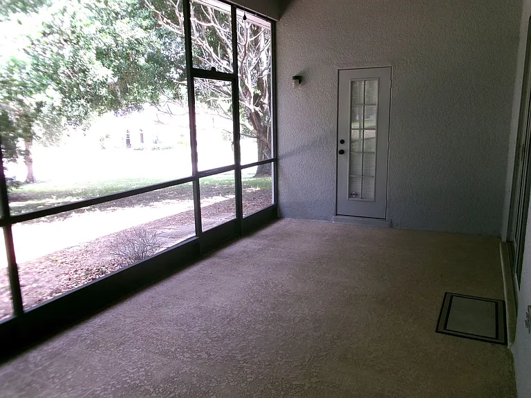 12415 Lake Valley Dr — Photo 31