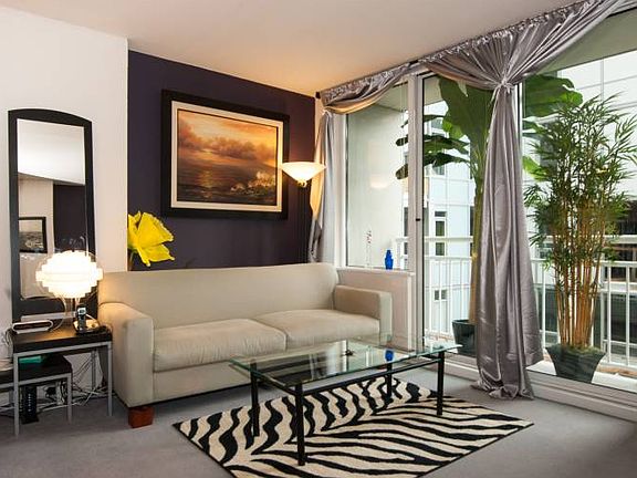 Spacious Livingroom