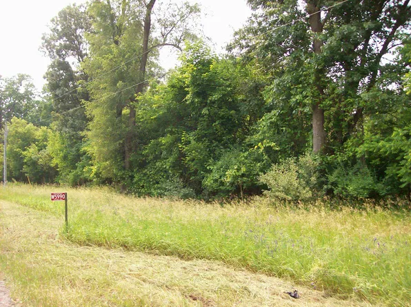 W5990 Freedom Rd, Montello, WI 53949