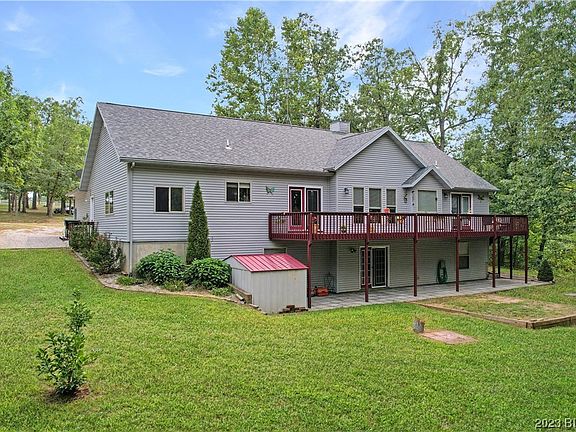 3rd image of 265 Misty Meadows Ln