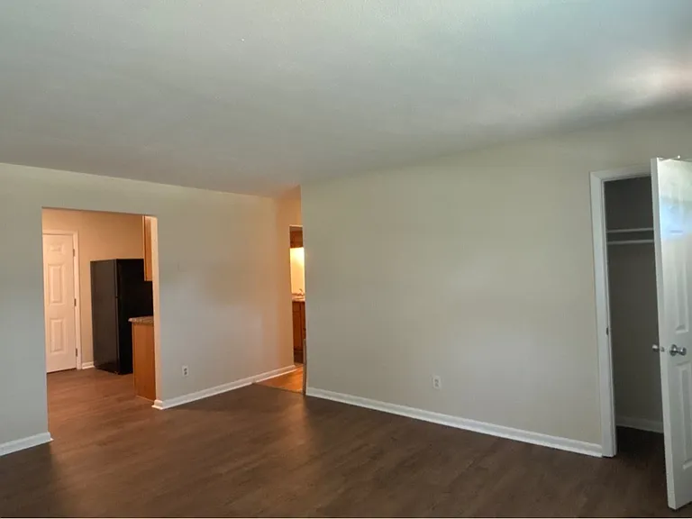 1070 Rulnick St — Photo 10