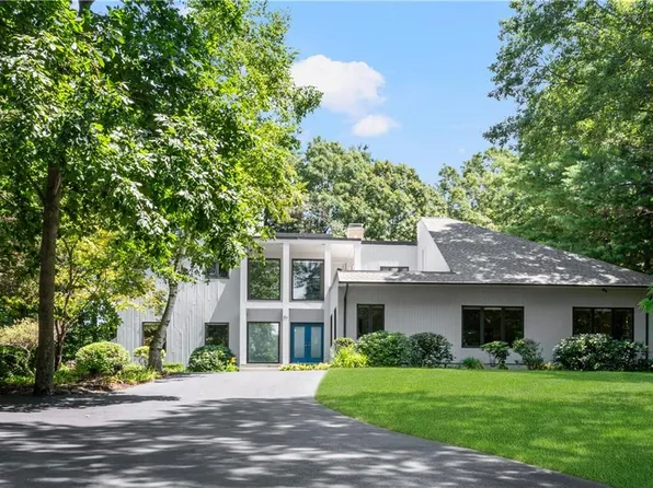 29 Dennell Dr, Lincoln, RI 02865