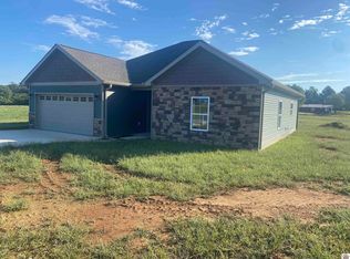 36 Stonegate Dr, Cadiz, KY 42211