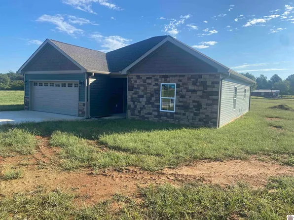 36 Stonegate Dr, Cadiz, KY 42211
