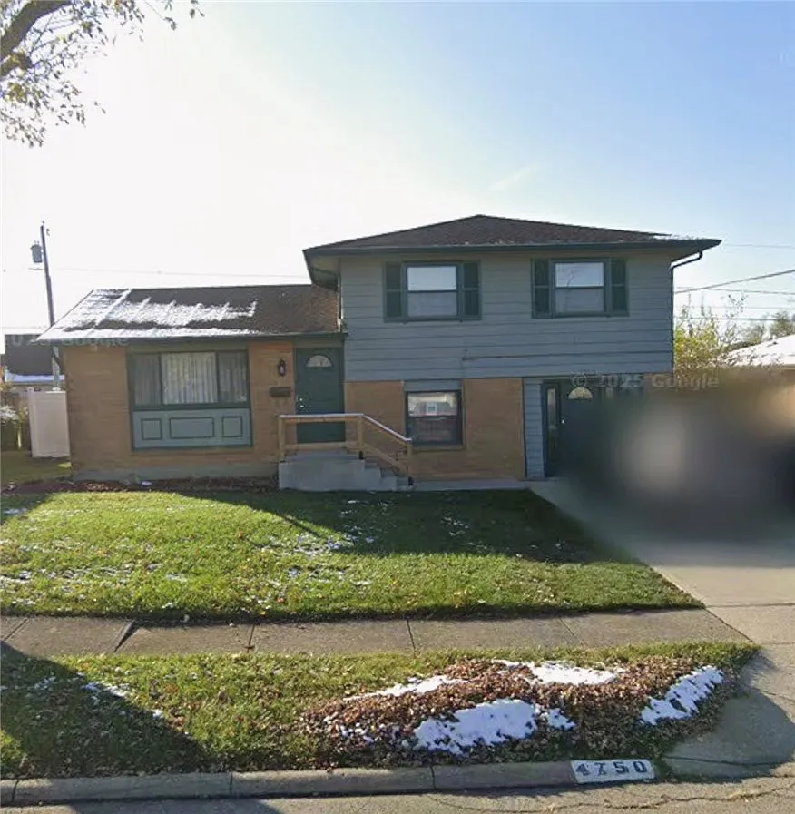 4750 Coulson Dr photo 1