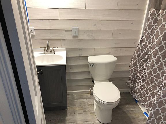 4th image of 7720 Lilac Ln #7720