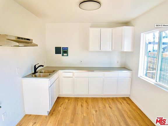2nd image of 5614 S Western Ave APT 4