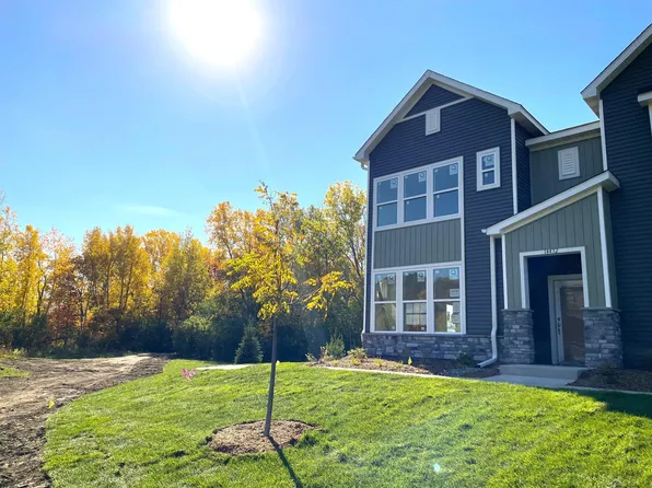 14432 Twin Lakes Cir, Burnsville, MN 55306