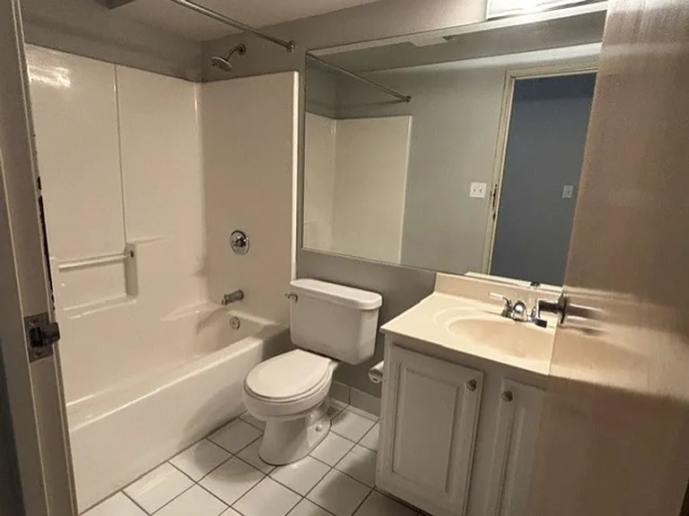 Bridgeview Apartments — Photo 44