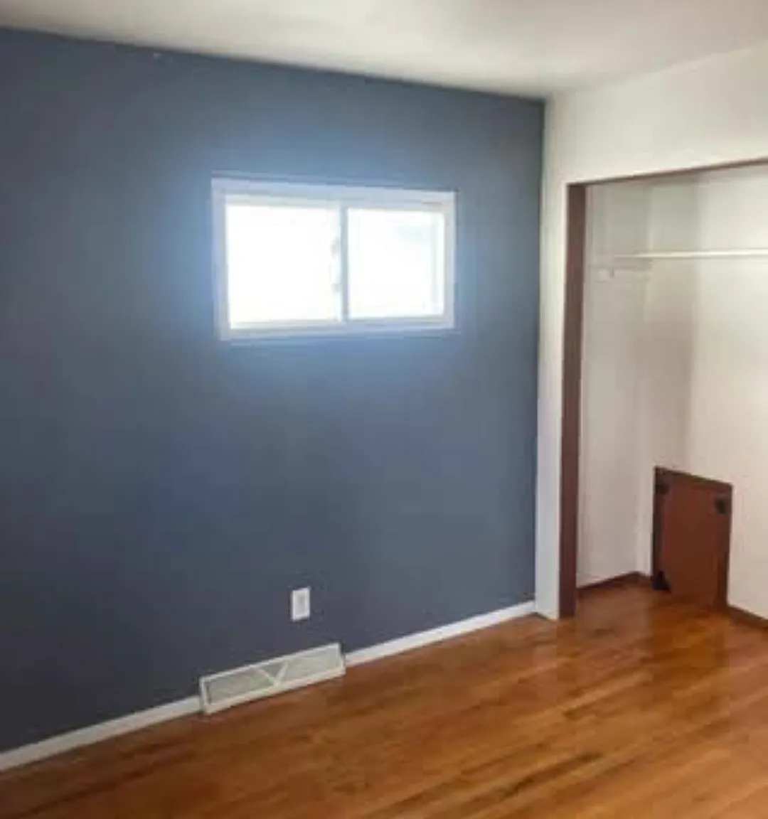 3 bed, 792 sqft, $1,200 — Photo 2